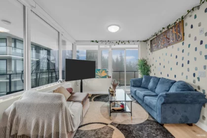 702 8725 University Crescent, Burnaby, BC