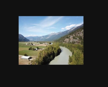 8687 Pemberton Meadows, Pemberton, BC, Pemberton — Single Family Residence for sale