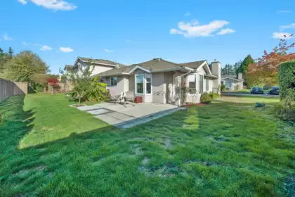 Outdoor Deck Photo of 107 15501 89a Avenue, Surrey, BC