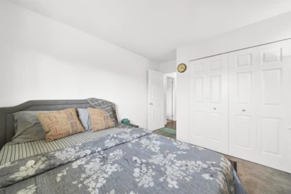 Powder Room Photo of 107 15501 89a Avenue, Surrey, BC