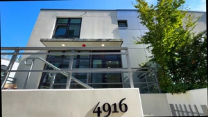 4916 Cambie Street, Vancouver, BC