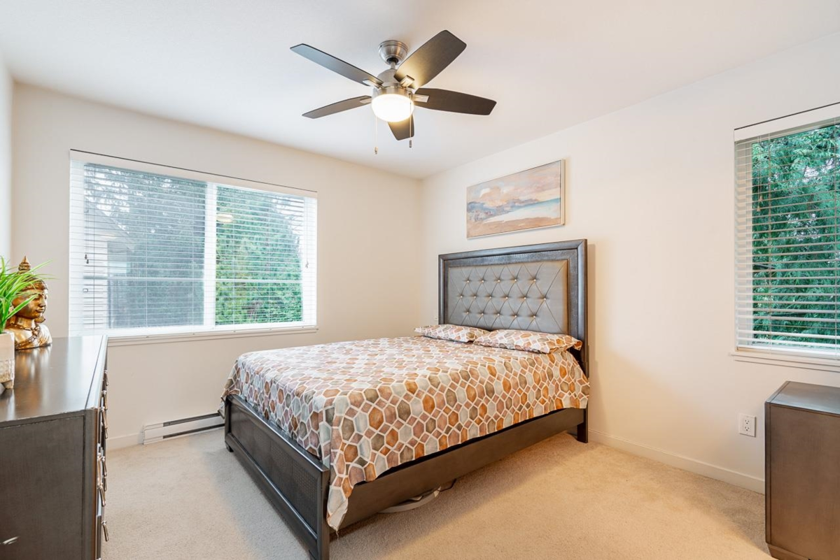 Guest Bathroom Photo of 42 14555 68 Avenue, Surrey, BC