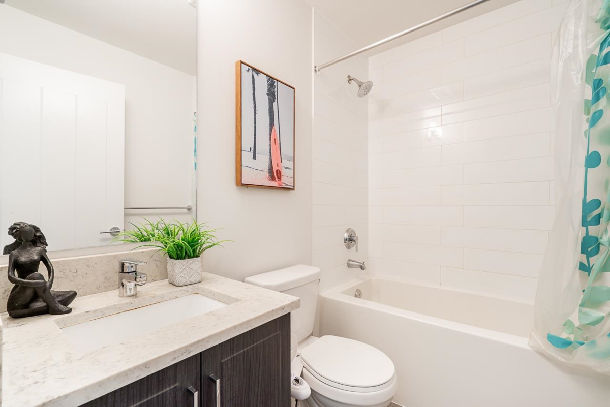 Mudroom Photo of 42 14555 68 Avenue, Surrey, BC