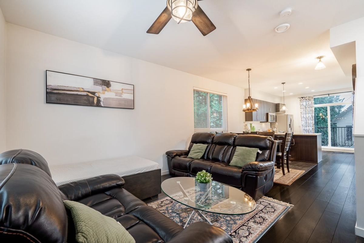 Walk-In Closet Photo of 42 14555 68 Avenue, Surrey, BC