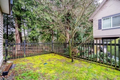 Hallway Photo of 42 14555 68 Avenue, Surrey, BC