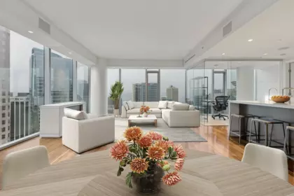 2702 667 Howe Street, Vancouver, BC, Downtown VW — 2 bed apartment/condo for sale