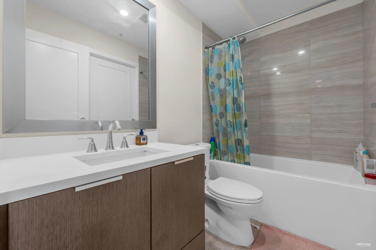 Bedroom 3 Photo of 808 3333 Sexsmith Road, Richmond, BC