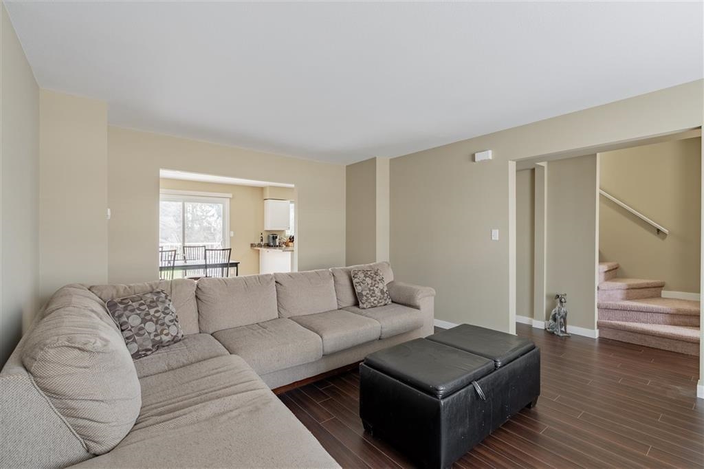 Living Room Photo of 636 Gauthier Avenue, Coquitlam, BC