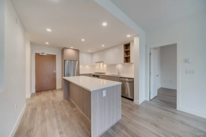 304 750 Dogwood Street, Coquitlam, BC, Coquitlam — Apartment/Condo for sale