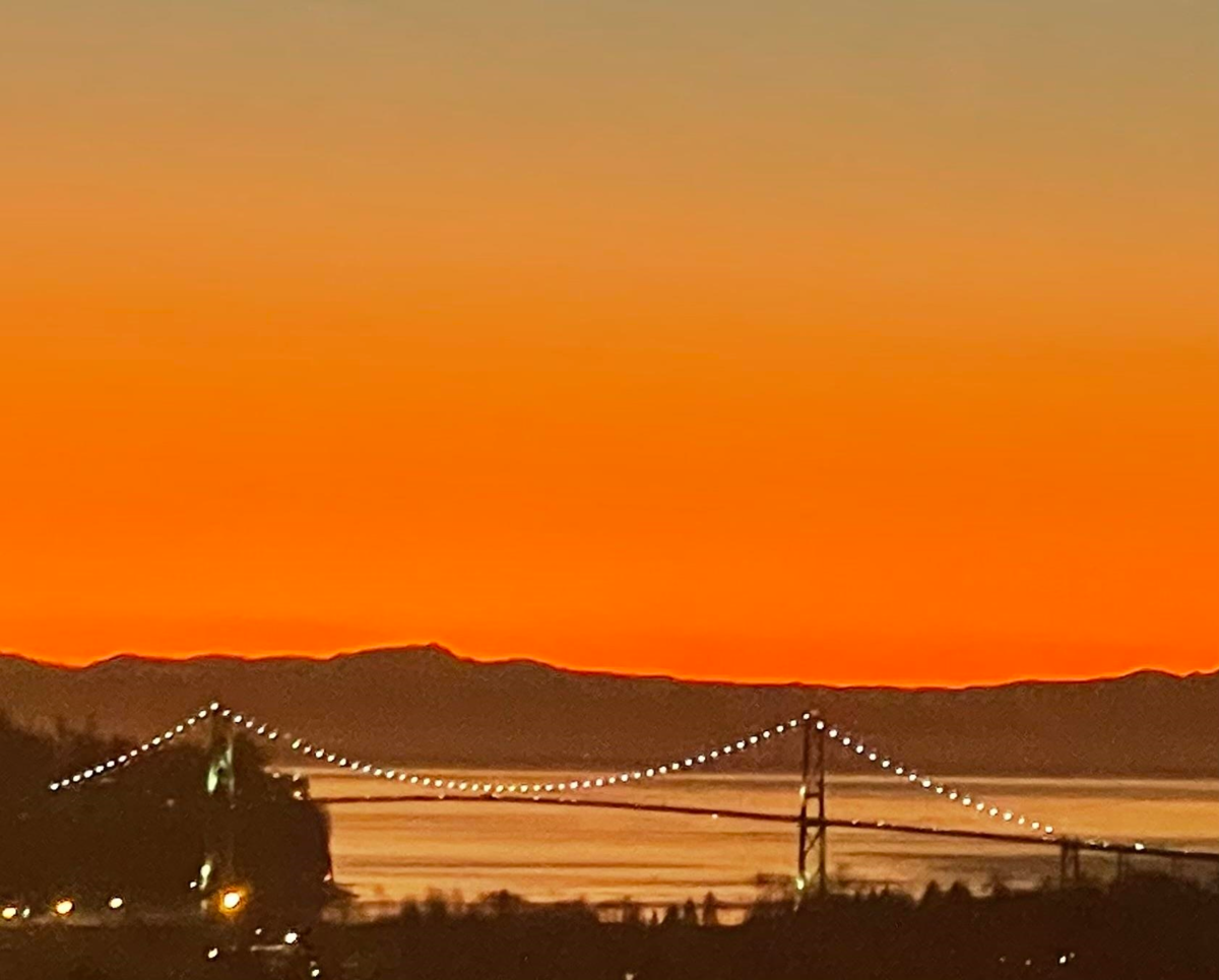 Guest Bathroom Photo of 801 120 W 16th Street, North Vancouver, BC