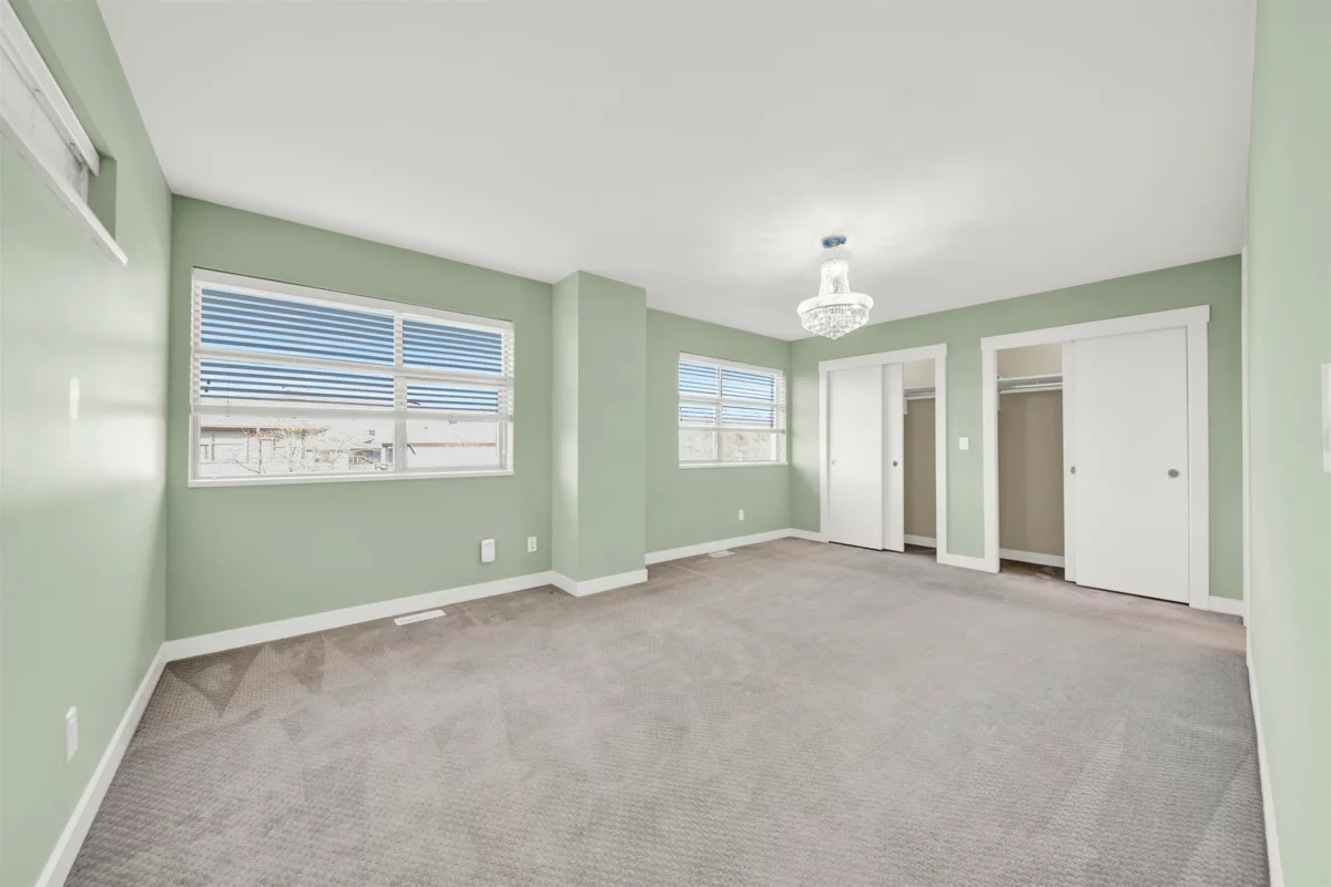 Walk-In Closet Photo of 8 2603 162 Street, Surrey, BC