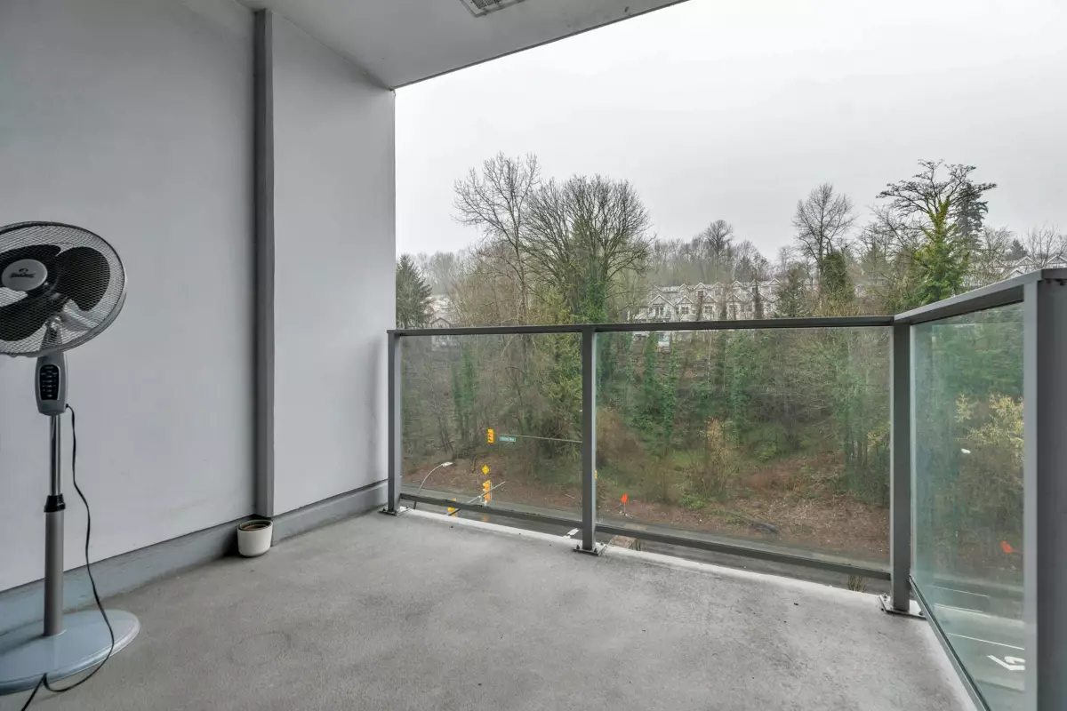 Guest Bathroom Photo of 601 8538 River District Crossing, Vancouver, BC