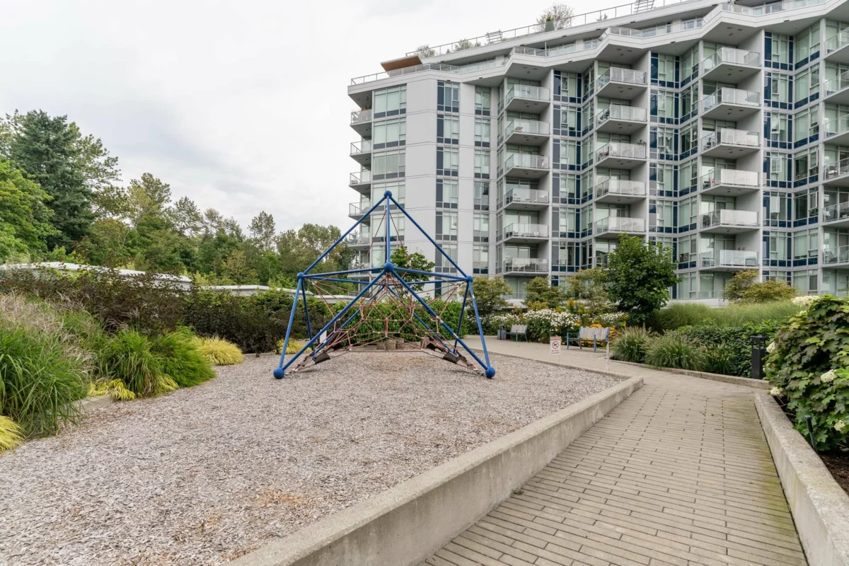 Outdoor Deck Photo of 601 8538 River District Crossing, Vancouver, BC