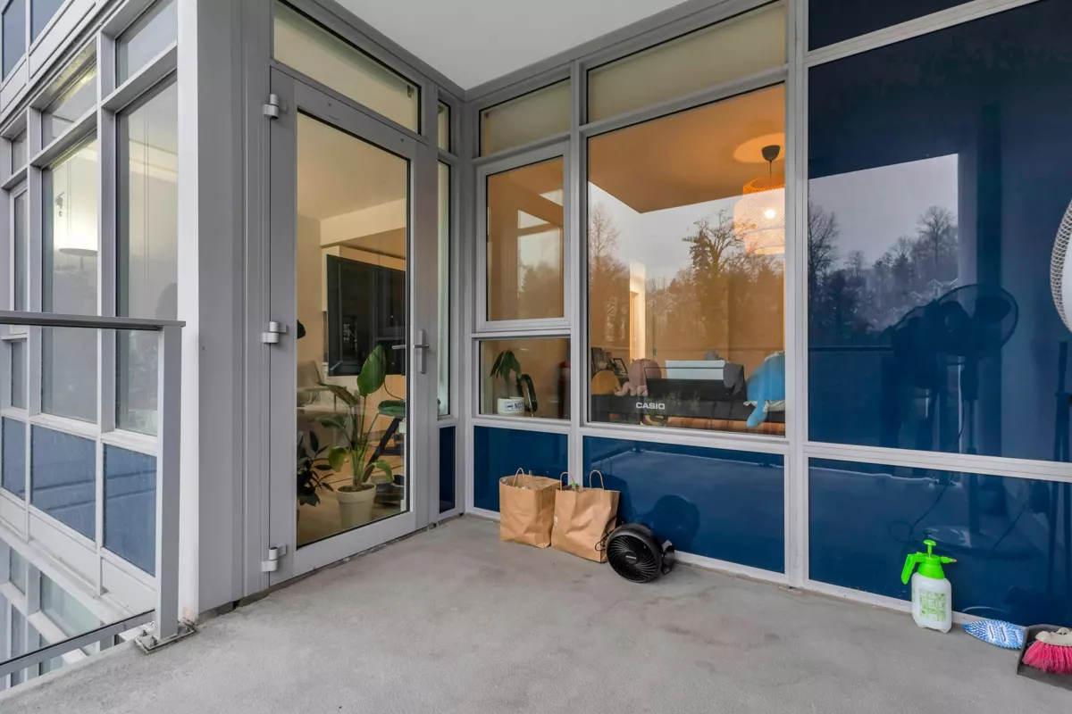 Powder Room Photo of 601 8538 River District Crossing, Vancouver, BC