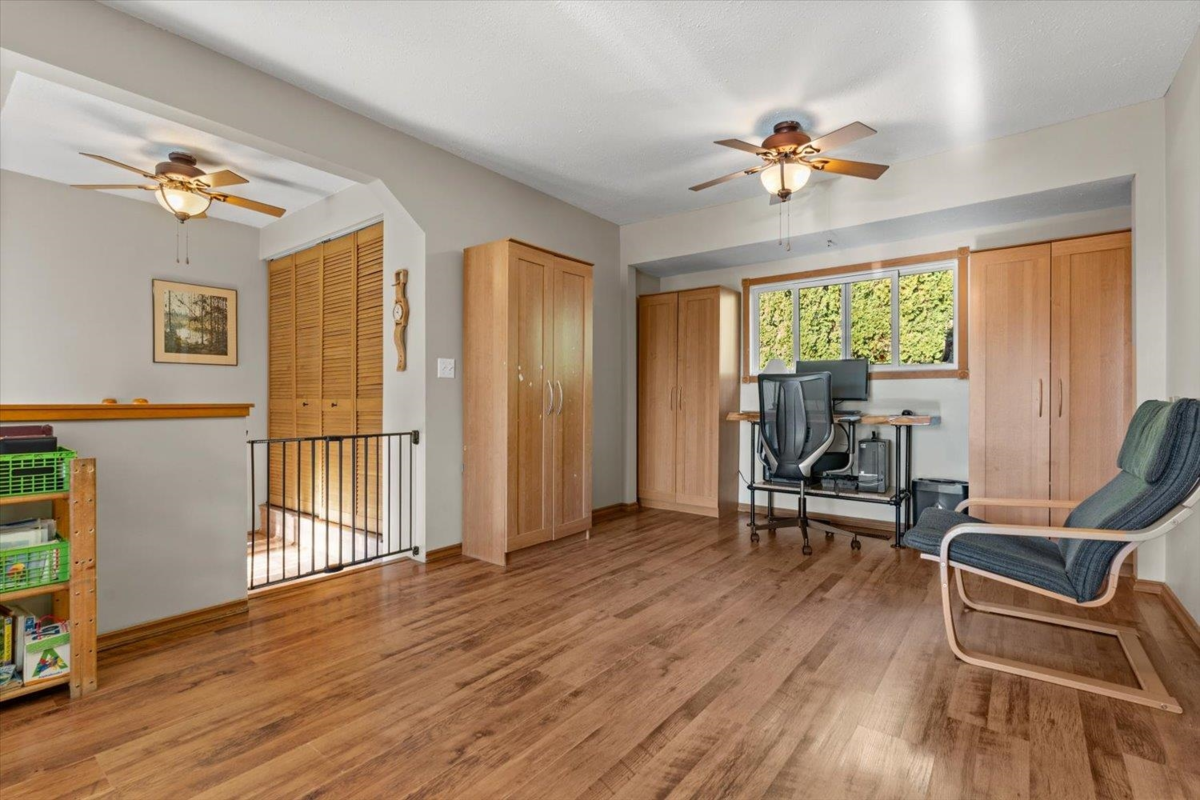 Loft / Bonus Room Photo of 32485 Mcrae Avenue, Mission, BC