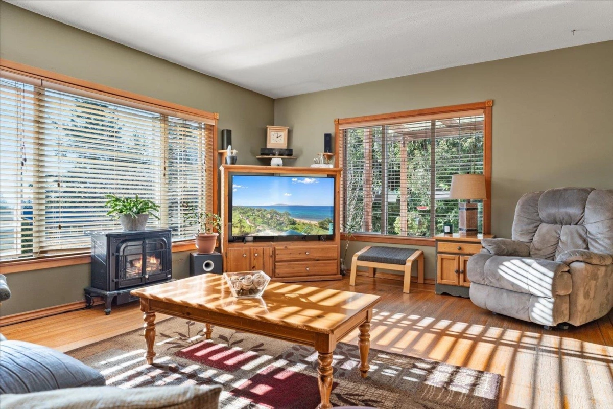 Pantry Photo of 32485 Mcrae Avenue, Mission, BC