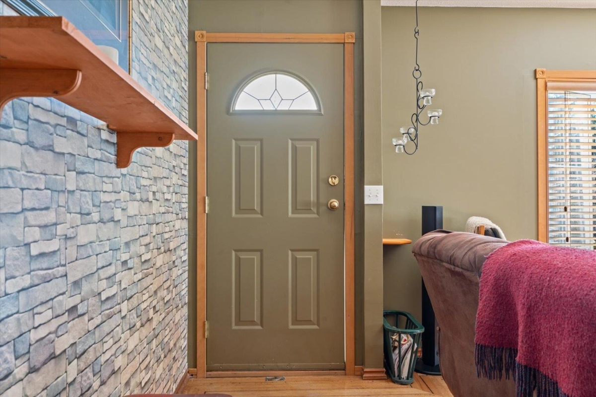 Primary Bedroom Photo of 32485 Mcrae Avenue, Mission, BC