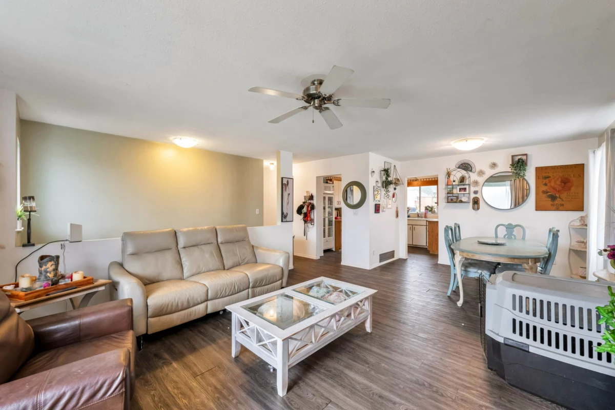 Kitchen Island Photo of 26626 30a Avenue, Langley, BC