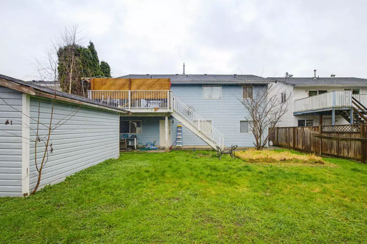 Outdoor Kitchen Photo of 26626 30a Avenue, Langley, BC