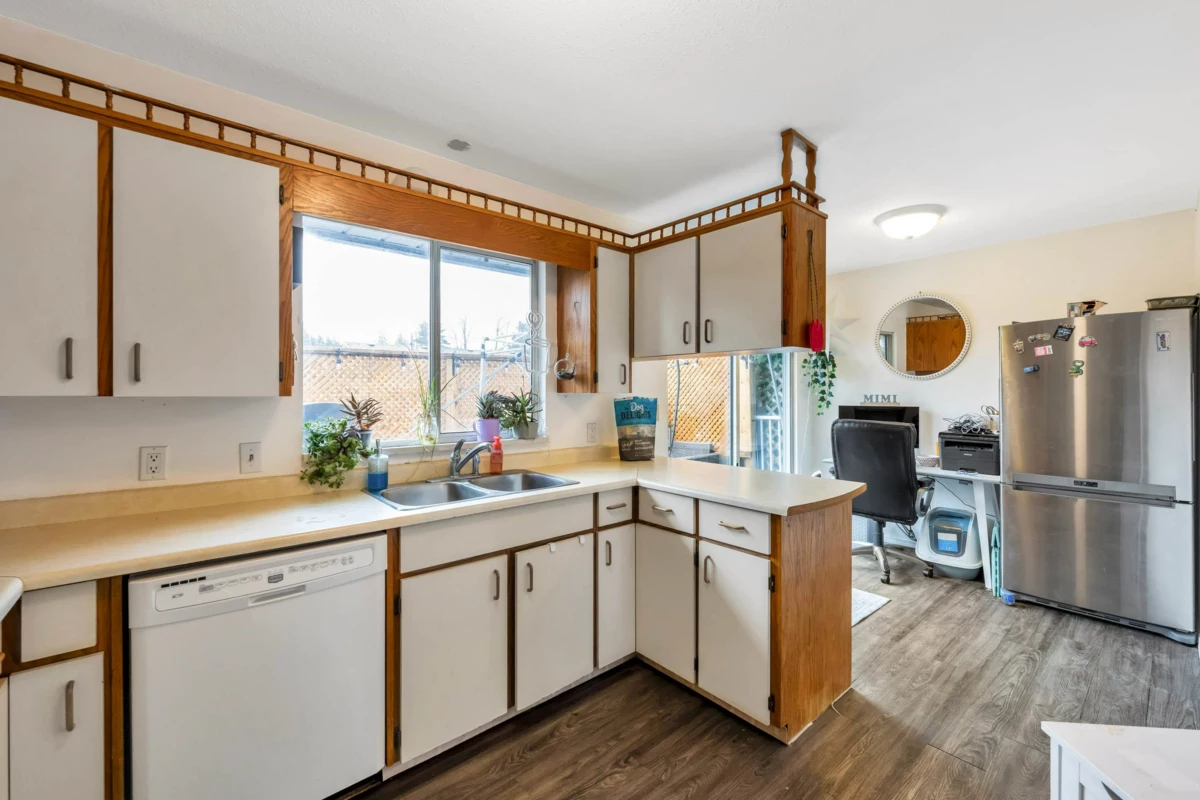 Primary Bathroom Photo of 26626 30a Avenue, Langley, BC