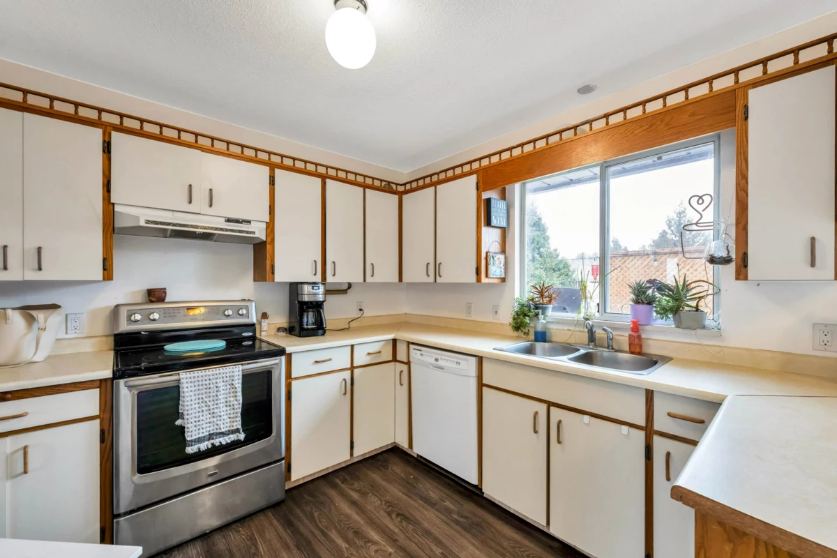 Primary Bedroom Photo of 26626 30a Avenue, Langley, BC