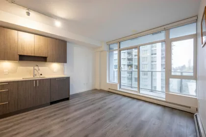 Pantry Photo of 618 13350 Central Avenue, Surrey, BC