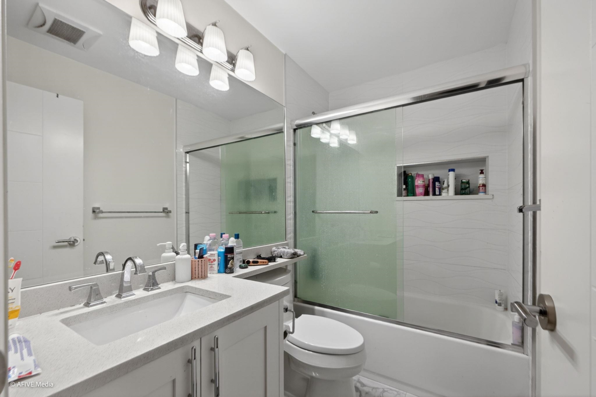 Outdoor Deck Photo of 2964 Bergman Street, Abbotsford, BC