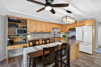 Breakfast Nook Photo of 2 9559 208 Street, Langley, BC