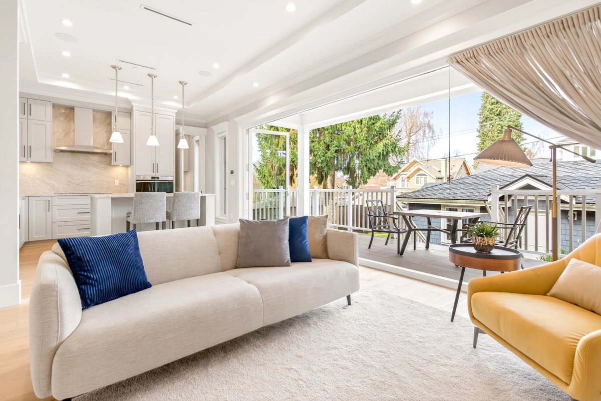 Walk-In Closet Photo of 4089 W 19th Avenue, Vancouver, BC