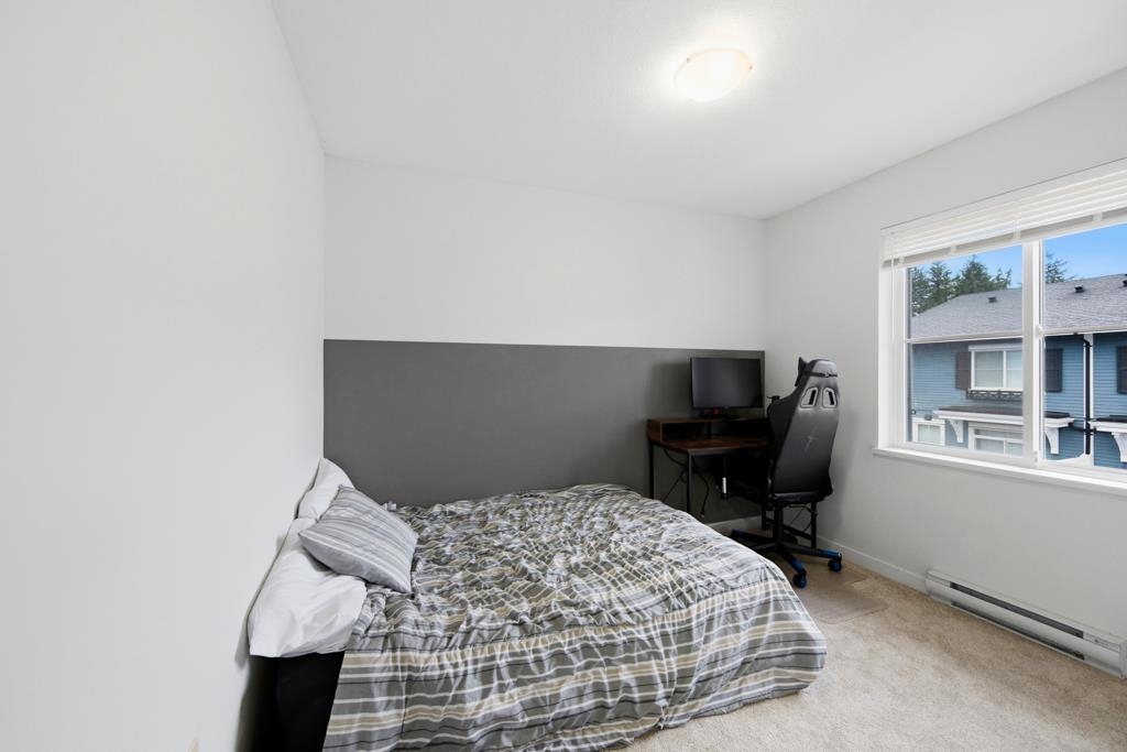 Basement Recreation Room Photo of 10 10735 84 Avenue, Delta, BC