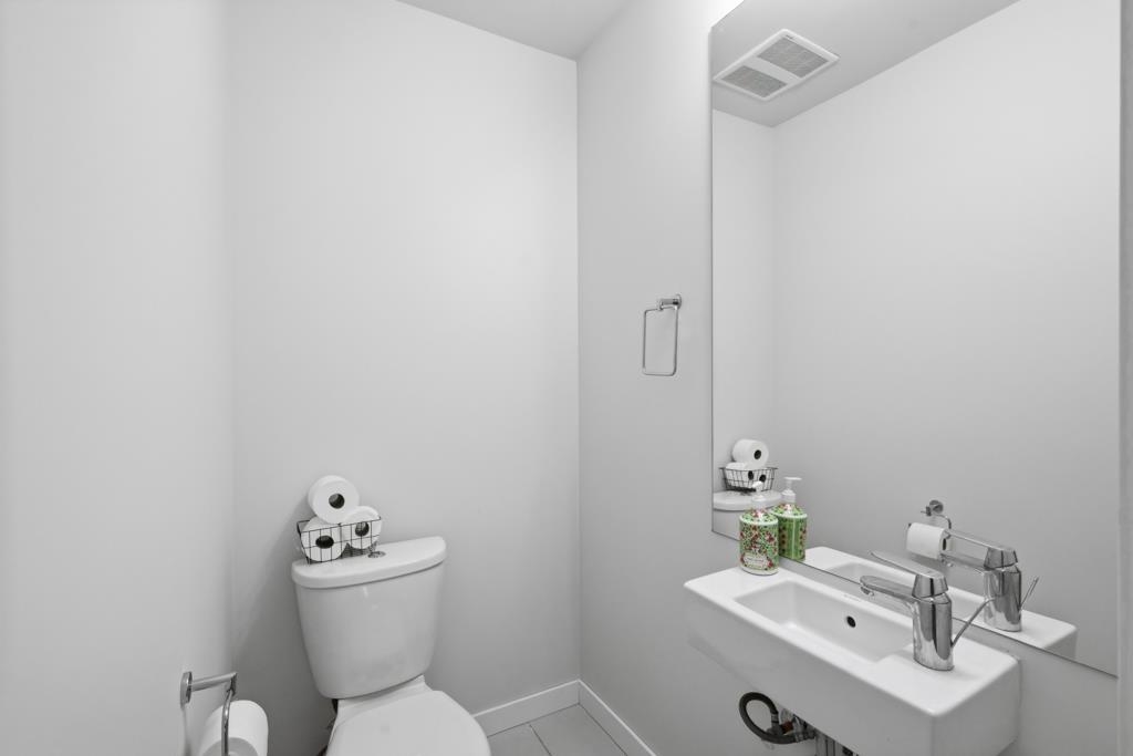 Bedroom 3 Photo of 10 10735 84 Avenue, Delta, BC