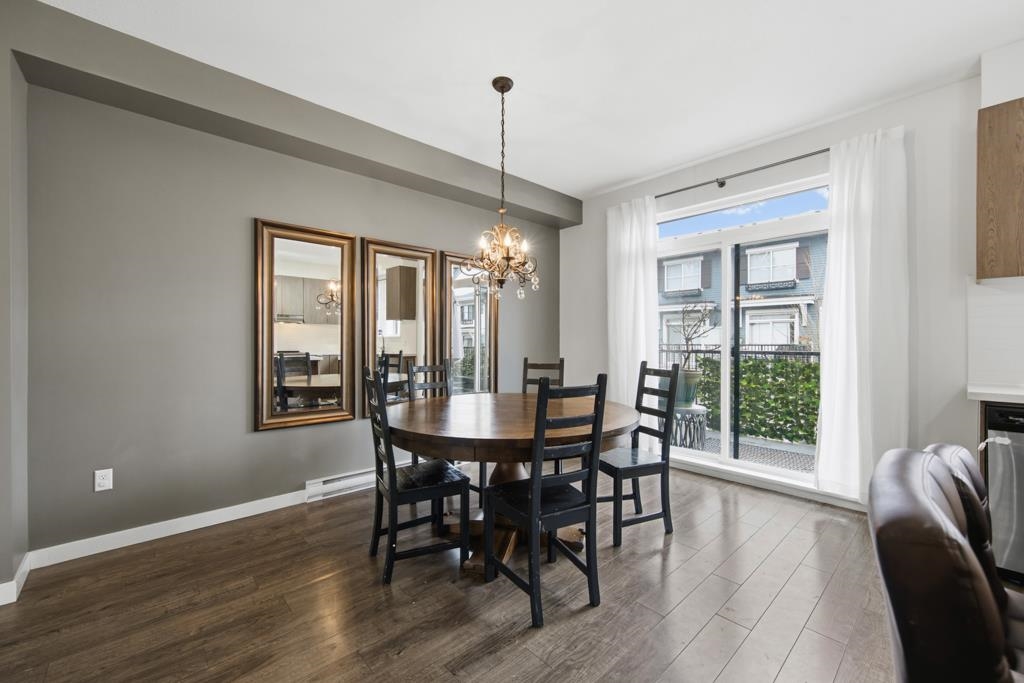 Kitchen Island Photo of 10 10735 84 Avenue, Delta, BC