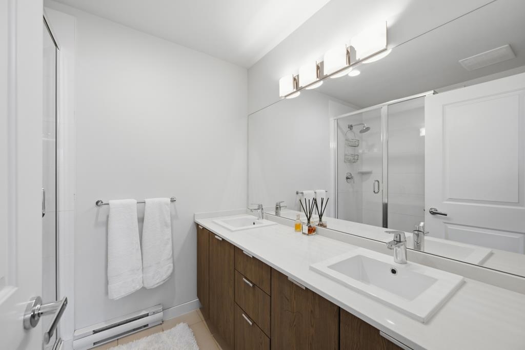 Office / Den Photo of 10 10735 84 Avenue, Delta, BC