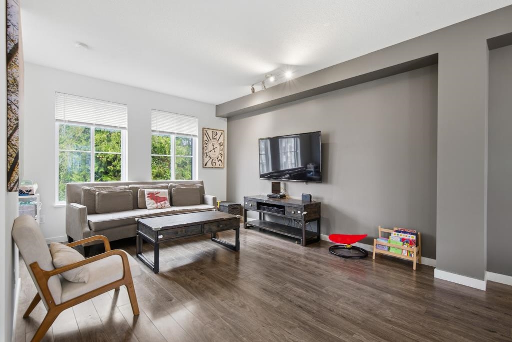 Primary Bathroom Photo of 10 10735 84 Avenue, Delta, BC