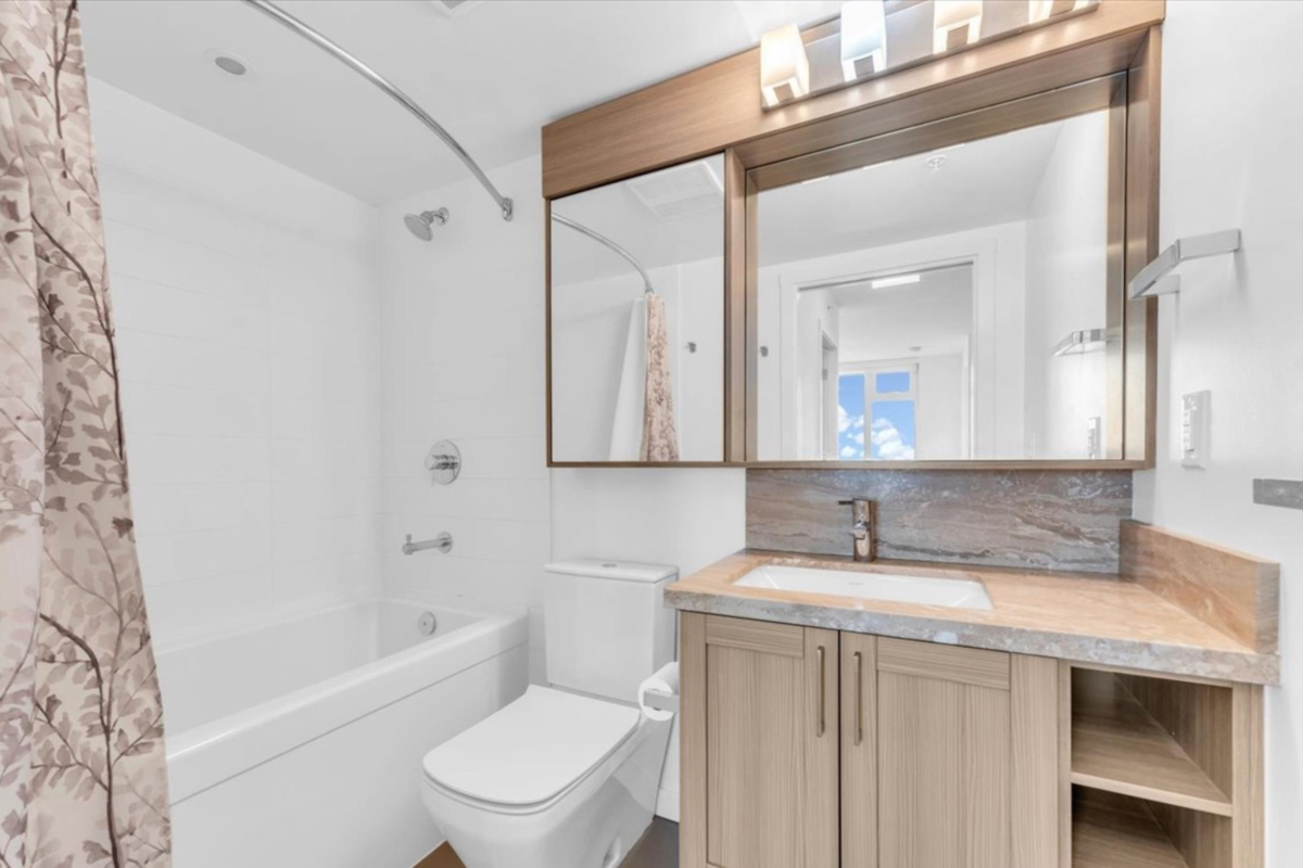 Bedroom 4 Photo of 2502 5665 Boundary Road, Vancouver, BC