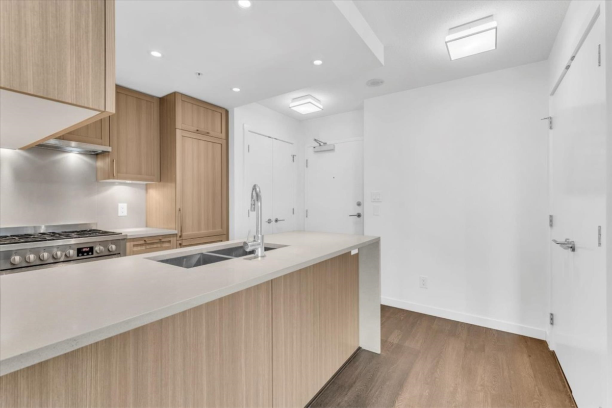 Breakfast Nook Photo of 2502 5665 Boundary Road, Vancouver, BC