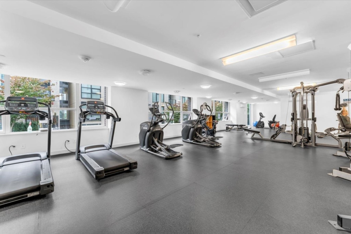 Laundry Room Photo of 2502 5665 Boundary Road, Vancouver, BC