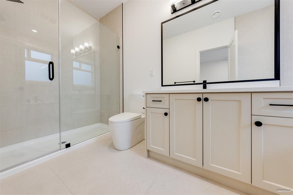 Guest Bathroom Photo of 102 9727 129a Street, Surrey, BC
