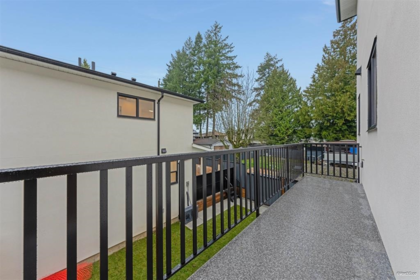 Garden / Landscaping Photo of 102 9727 129a Street, Surrey, BC
