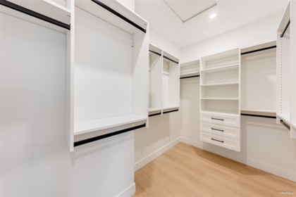 Powder Room Photo of 102 9727 129a Street, Surrey, BC