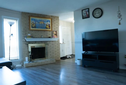 Pantry Photo of 32656 Pandora Street, Abbotsford, BC