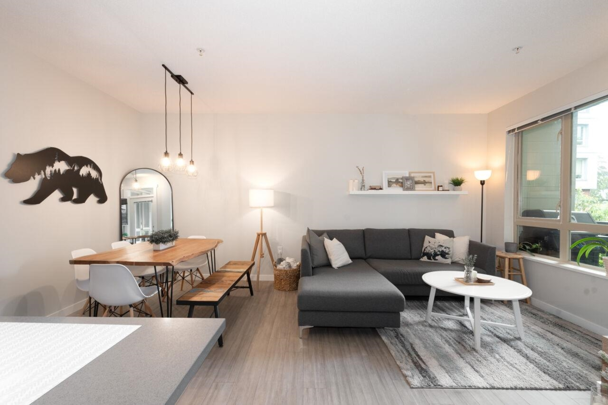 Kitchen Photo of 214 2651 Library Lane, North Vancouver, BC