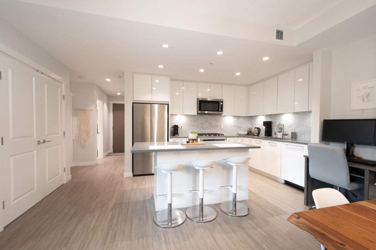 Loft / Bonus Room Photo of 214 2651 Library Lane, North Vancouver, BC