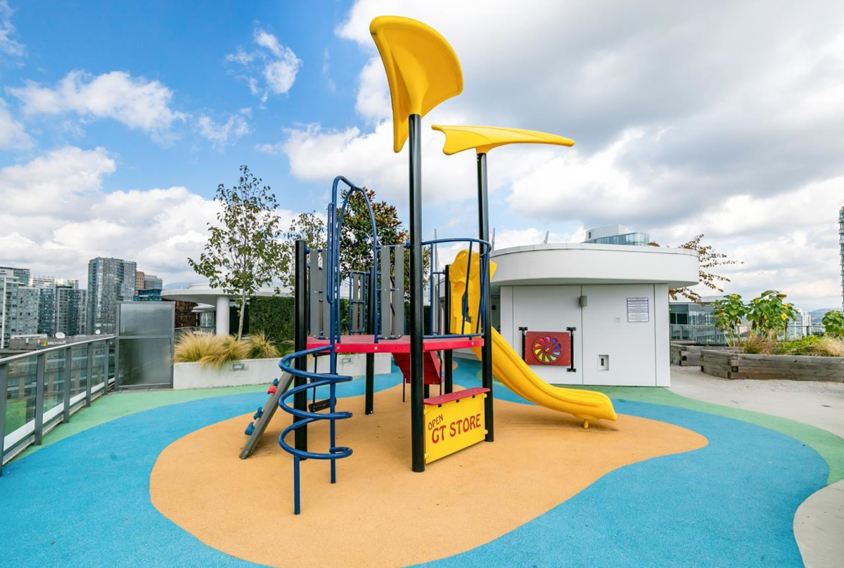 Entry Foyer Photo of 1517 68 Smithe Street, Vancouver, BC