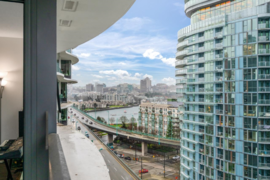 1517 68 Smithe Street, Vancouver, BC