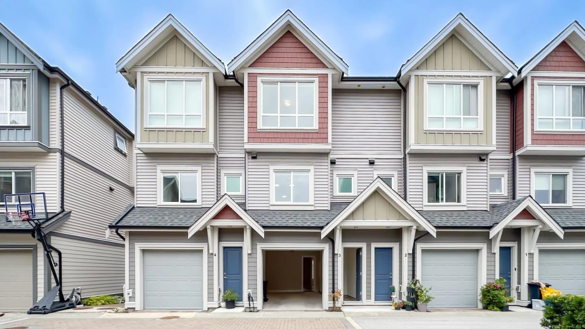 Front Yard Photo of 3 22600 Gilley Road, Richmond, BC