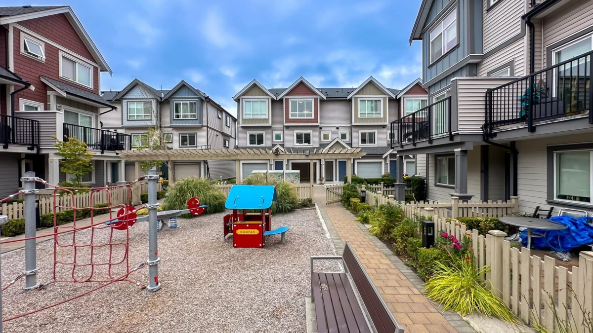 Swimming Pool Photo of 3 22600 Gilley Road, Richmond, BC