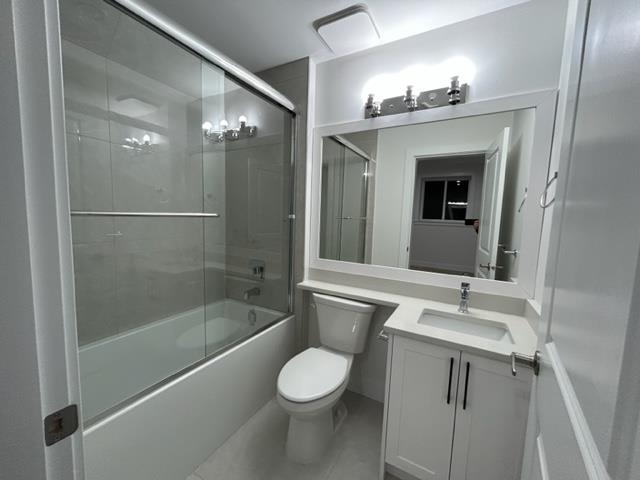 Swimming Pool Photo of 11061 241a Street, Maple Ridge, BC