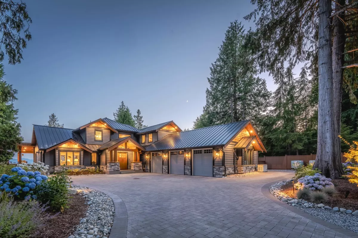 Exterior Front Photo of 7893 Redrooffs Road, Halfmoon Bay, BC