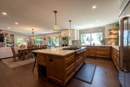 7893 Redrooffs Road, Halfmoon Bay, BC, Halfmoon Bay — Single Family Residence for sale